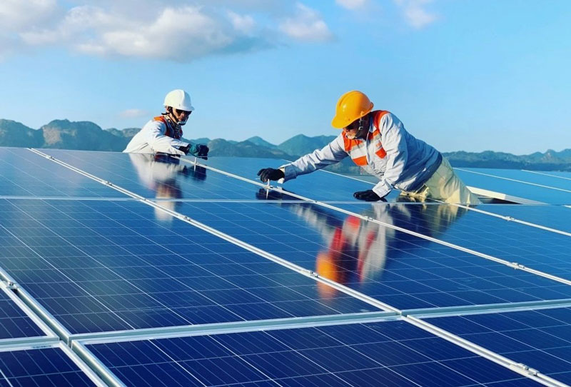 [Sao chép] Lắp điện mặt trời gia đình - Giảm 4 triệu tiền điện